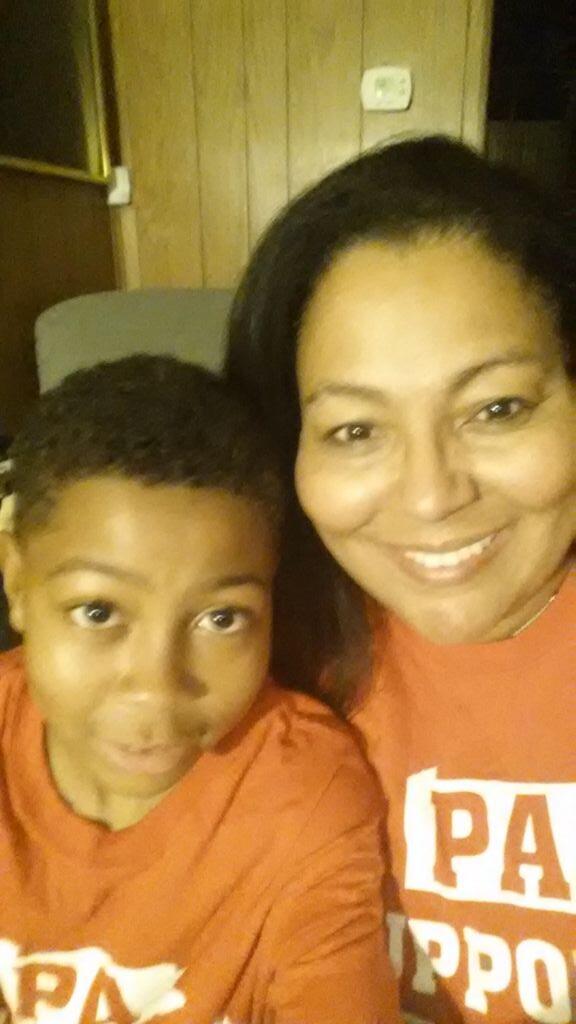 CSCFkids's tweet photo. Me and Jonathan in a Cell-fie! @bloodboorn @HOPEforSCD @GreaterThanSC @SCWarriorTweets #WSCD2014 #greaterthansc http://t.co/rjw54F6HHK