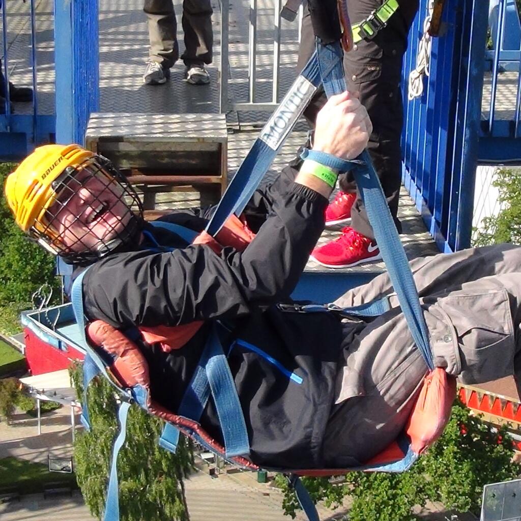 BqjFQASIYAAj65-.jpg:large