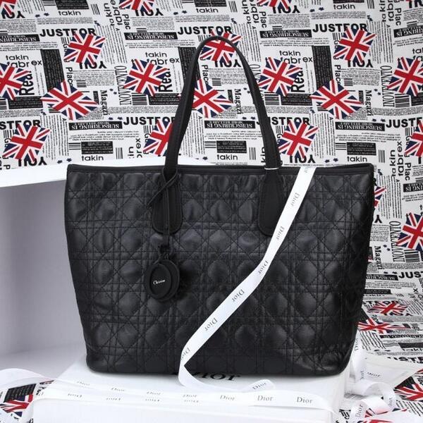 Fcustomer's tweet image. high quality Dior handbags fcustomer.se
