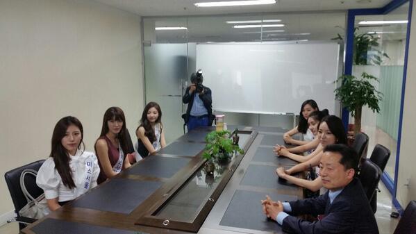 vision5003's tweet image. @미스코리아  서울
    2014넌6월19일 "1636 " 본사 방문
http:// m.callpia.co.kr/3717
(최고의HIT아이템
♡비젼&amp;amp;1636말로거는전화
   H.P:010-8819-5513