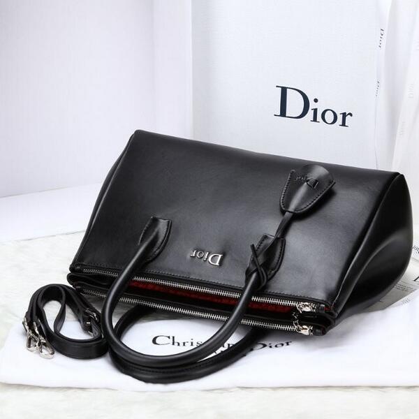 Fcustomer's tweet image. Dior handbags on fcustomer.se