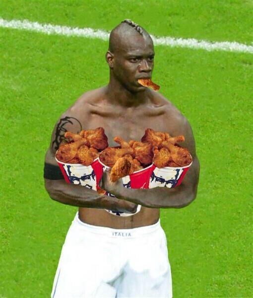 ZiiMeR's tweet image. Need hat trick from you today mate