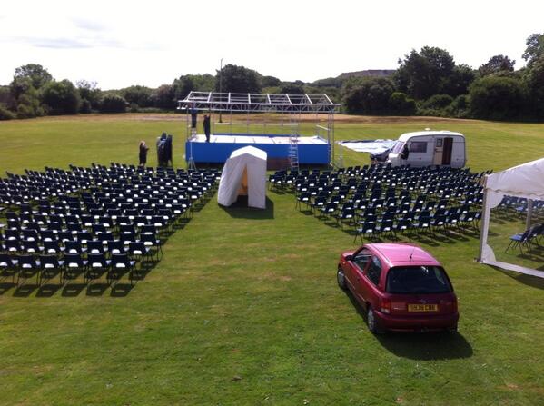 webf_bugle's tweet photo. The scene right now! #bugle2014 http://t.co/J7Y1KNpY21