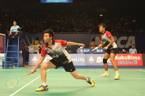 Ngga hanya di PD 2014, Inggris ternyata juga harus pulang lebih dulu di #BIOSSP2014 akibat ketangguhan Tontowi/Butet.