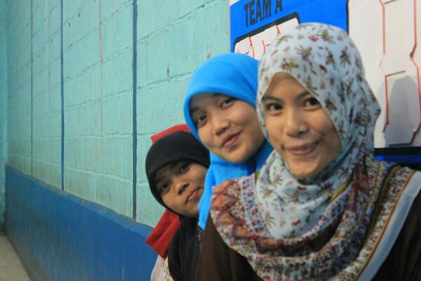 Wih indah gtu yaa haha :p "<a href="/TKJ1_15/">XII TKJ 1</a>: Penghias lapangan <a href="/miraalaras/">MLarass</a> "