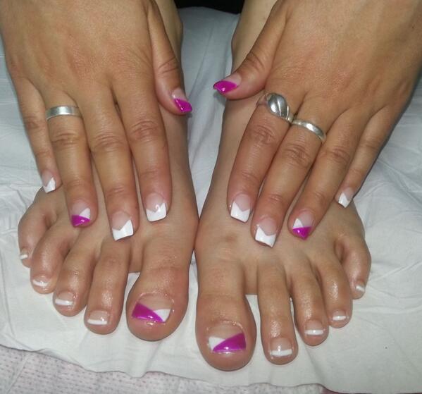 VueloM's tweet photo. Esmalte permanente.  Pies y manos http://t.co/sO9KDxjcVQ