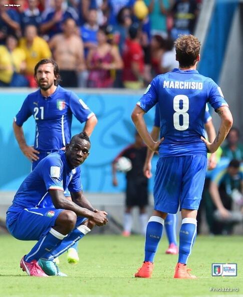 Azzurri's tweet photo. #Mondiali2014 #ITA #ItaliaCostaRica 0-1 (Ruiz). All'Italia serve almeno il pareggio con l'#URU per passare il turno. http://t.co/fCDmksz0eS