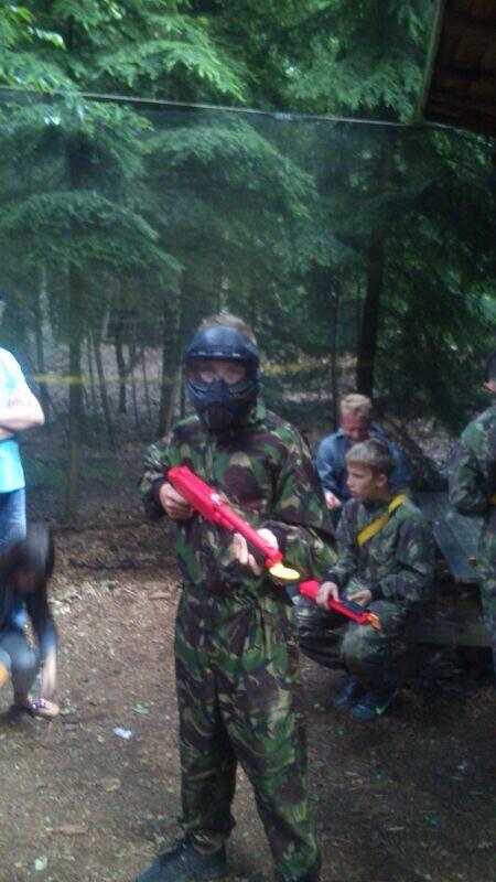 DylanVitesse's tweet photo. Painbal was hard laatst http://t.co/yegZJV5gG5