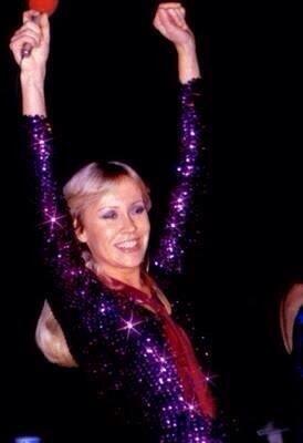 stillaniston's tweet photo. @agnethaofficial #photofriday my favorite at the moment http://t.co/PbwjIopI4I