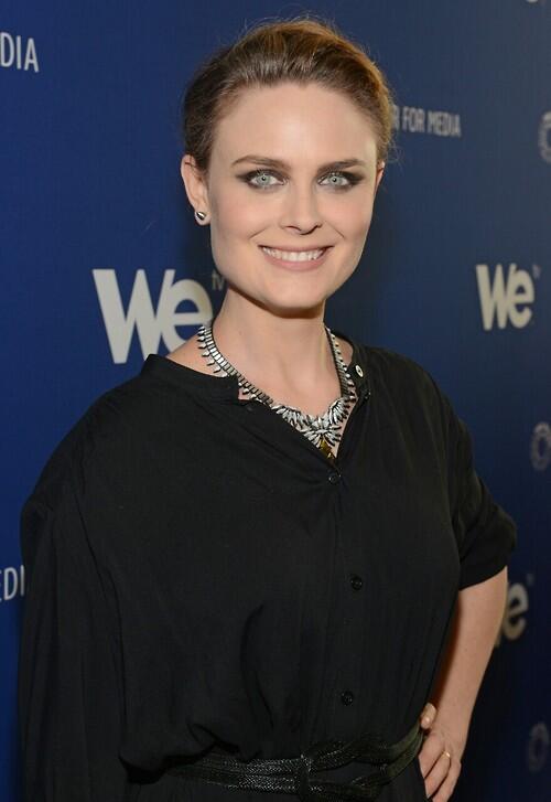 emilydeschaneldratemperancebrennan