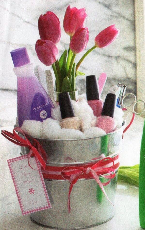 RevlonGuatemala's tweet photo. ¡El regalo perfecto para cualquier chica Revlon! http://t.co/ehM1sUsxHf