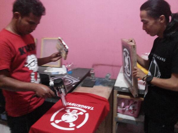 Sembalakon mulai produksi sendiri sablobanannya dg kualitas keren d Jl Gajah Mada <a href="/TDAPadang/">TDA Padang</a> <a href="/Tomycorleone/">Don Corleone</a>