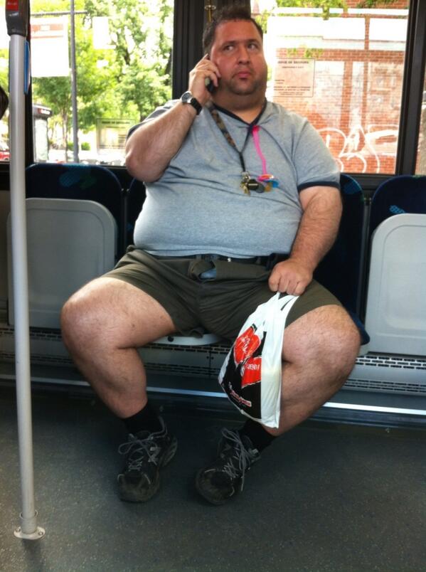 RLT__LA's tweet image. What's wrong with this picture? #busfail &amp;lt;facepalm&amp;gt;