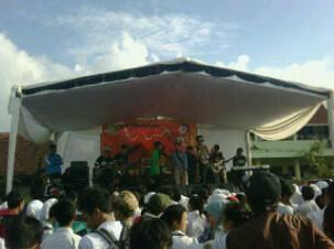 Waktu di SMAN 1 Batujajar nih..