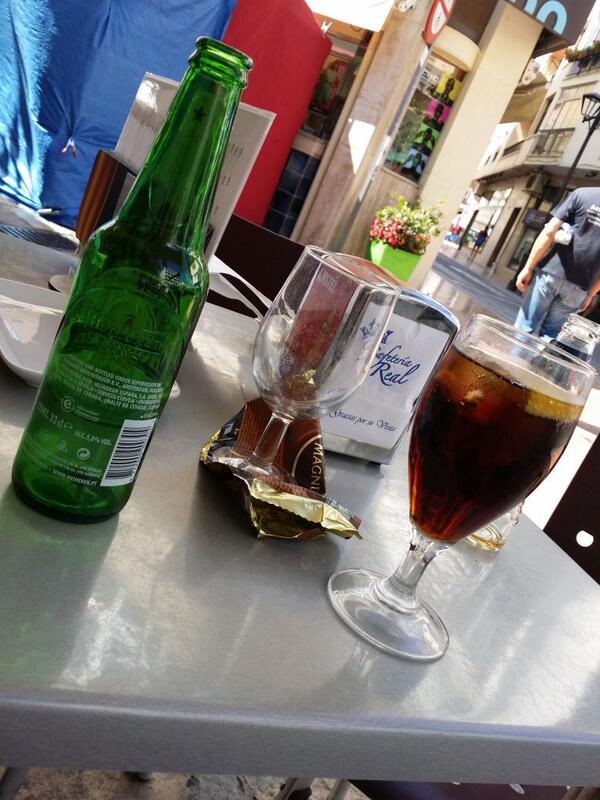 felixplaza1's tweet photo. Hoy toca tomar algo por estepona con @Jesuus_92  y el compii🍻💪 http://t.co/wuu4jxKyEF