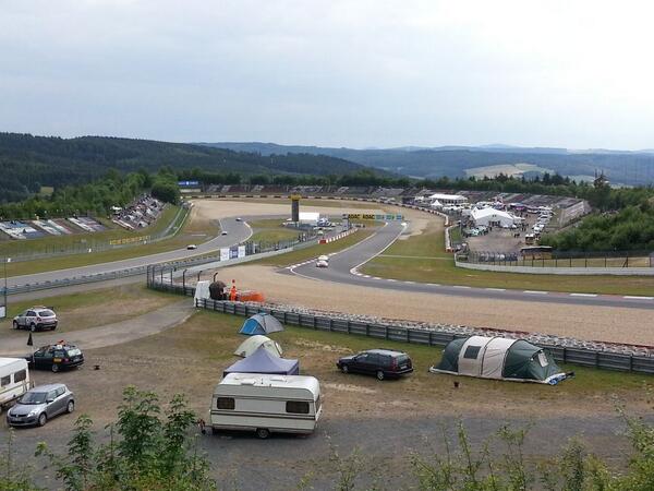 FactoryFour's tweet photo. Top 30 Qualifikation #24hRennen #24hNBR #Müllenbachschleife #Motorsport http://t.co/ZqPJ3hjtIL