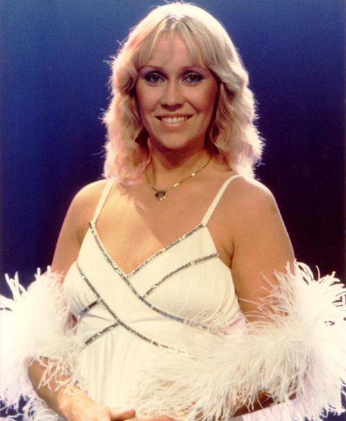 Jonathan on Twitter: "@agnethaofficial From 80s (like cat dress 70s