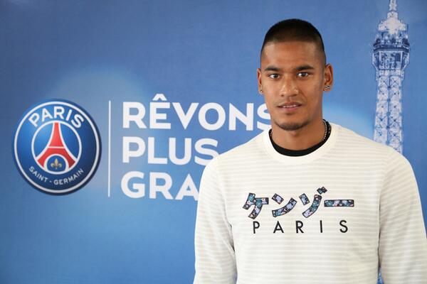ALPHONSE AREOLA 1993 POUR LE FUTUR BqlZ2k1CAAAxxgM