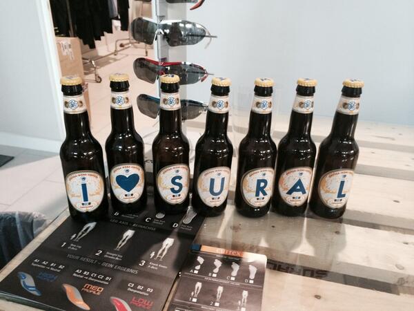 SURALSPORT's tweet photo. Bienvenidos #SuralConceptStore @RT1281 @saralm33 @fransola87 @Irontriax @MADFORM http://t.co/EWuEdOPsrJ