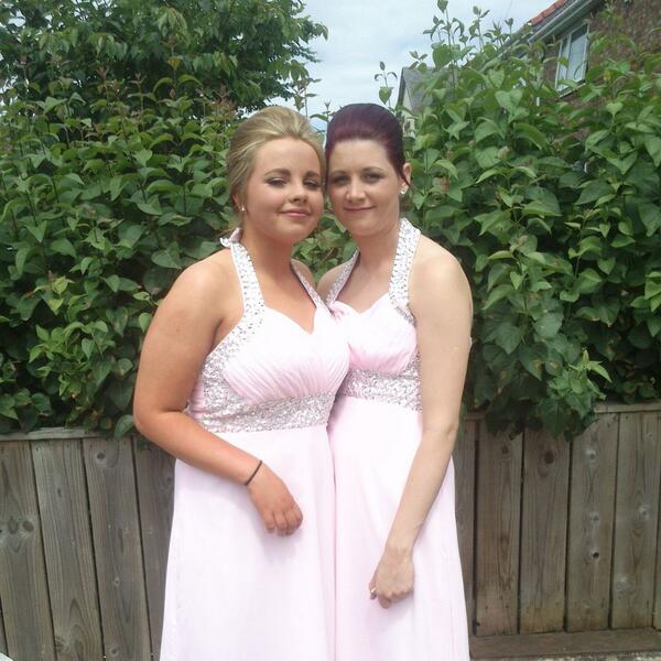 kath_mc's tweet photo. My daughters http://t.co/CwePqPJ9uT
