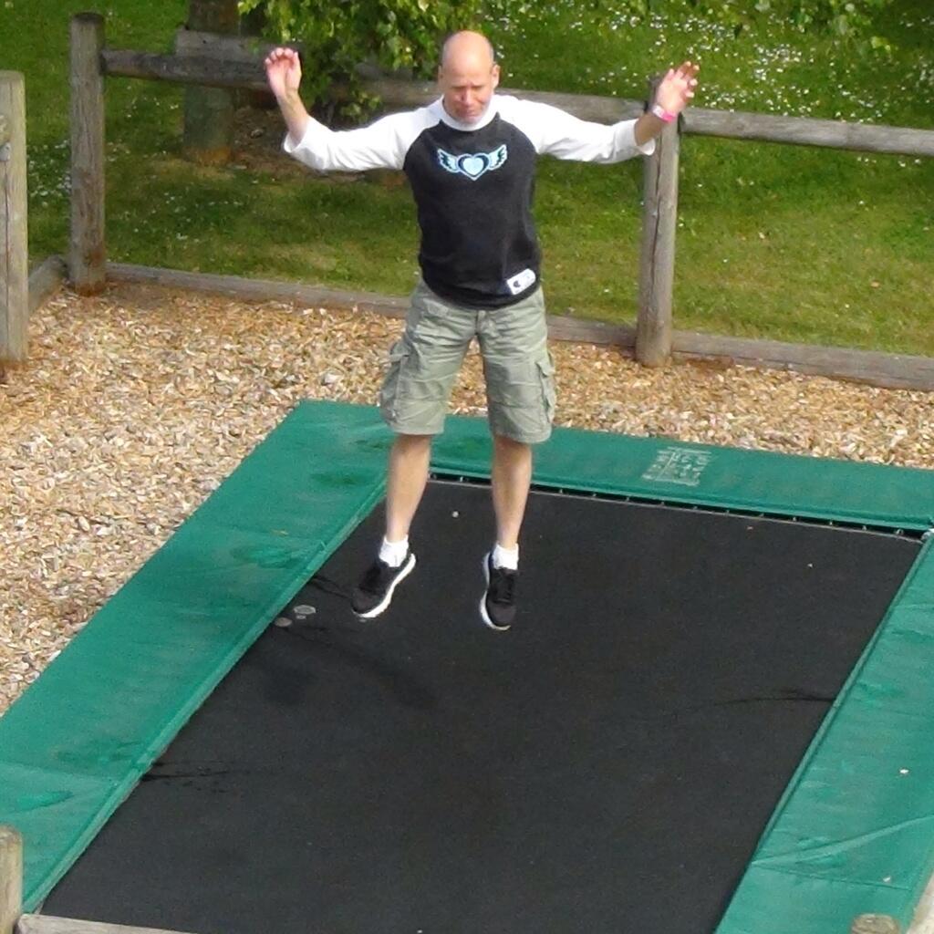 Bqlm7VIIcAI8_gq.jpg:large