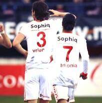 Binnen en buiten het veld veel voor de club betekend en nu een mooie transfer. Congrats &amp; succes vriend!@JarchinioA