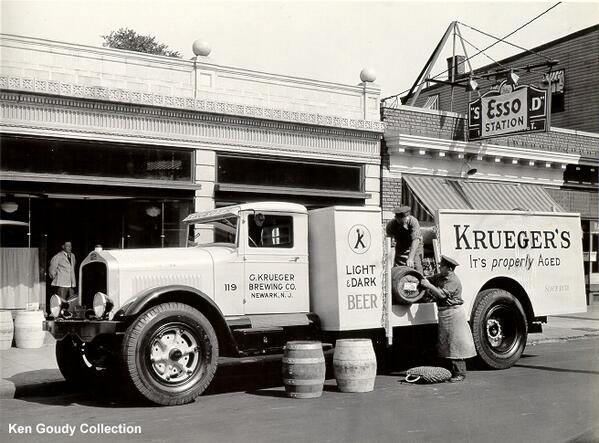 NewarkHappening's tweet photo. Did Uknow that in 1935, G. Krueger Brewing Company of #Newark became the 1st brewer 2sell beer in steel cans? #Travel http://t.co/UlIXvLCzKU