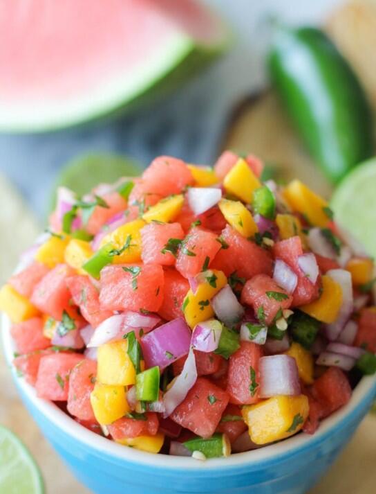 SantiagoRuizG's tweet photo. Pico de gallo con mango y patilla #comidasaludable http://t.co/SFcOnp3BDv