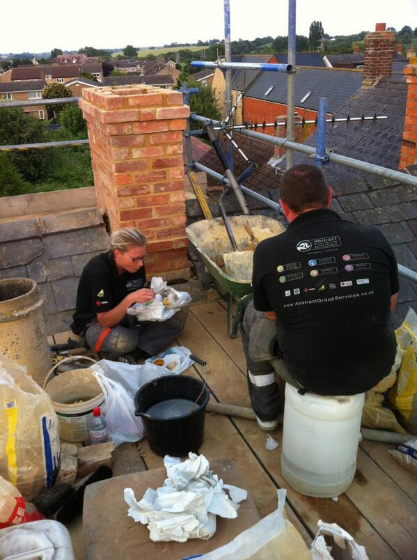AbstractBuildin's tweet image. Roof top dinner for Friday night, no expense spared! The joys of building...