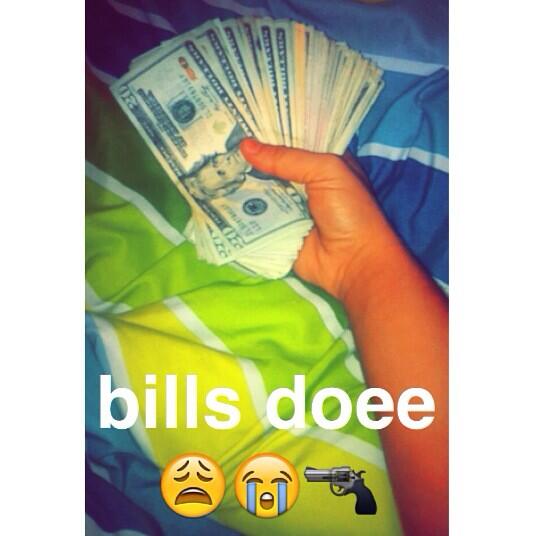 GetAtBree_x3's tweet photo. bein an adult absolutely just sucks , bills  will be the death of me . 💸😩 http://t.co/EowobfhnlU