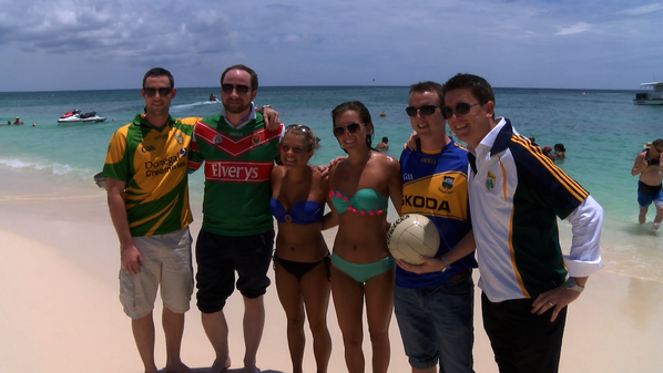 JeromeQuinn's tweet photo. I found #GAA on the Cayman Islands! It's a tough life lads, video will follow, it's Finals Day 2moro @CaymanGaelic http://t.co/RWR8JMac0t
