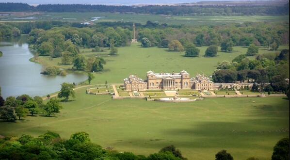 ChurchNorwich's tweet photo. Tomorrow 21|06 Picnic, games, walk &amp; afternoon tea - Holkham Hall 13.30hrs Meet by kids play park. Everyone welcome. http://t.co/vgB2OlsGwA