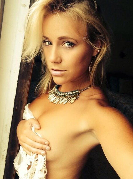 #FriskyFriday @playboyTW @PlayboyMX @PlayboyPlus  🙈 http://t.co/rxuOqDKfAt<a href="/tag/friskyfriday"class="tags">#FriskyFriday</a><a class="tags" target="_blank" title="On Twitter" href="/?out=eyJ0eXAiOiJKV1QiLCJhbGciOiJIUzUxMiJ9.eyJpYXQiOjE3MjE3NzM1NTIsImlzcyI6InR3cG9ybnN0YXJzLmNvbSIsIm5iZiI6MTcyMTc3MzU1MiwiZXhwIjoxNzUzMzA5NTUyLCJyZWRpcmVjdF91cmwiOiJodHRwczovL3R3aXR0ZXIuY29tL3BsYXlib3lUVyJ9.BTLPeFmzTPrArMEzBORmsTXbrnWhZjeipsFrj9UNyStA1oK2Iu26k-glz3sEwY7-Cs8GK1Uu32adFJTllA2sdA">@playboyTW</a><a class="tags" href="/tag/playboymx">@playboymx</a><a class="tags" href="/tag/playboyplus">@playboyplus</a>