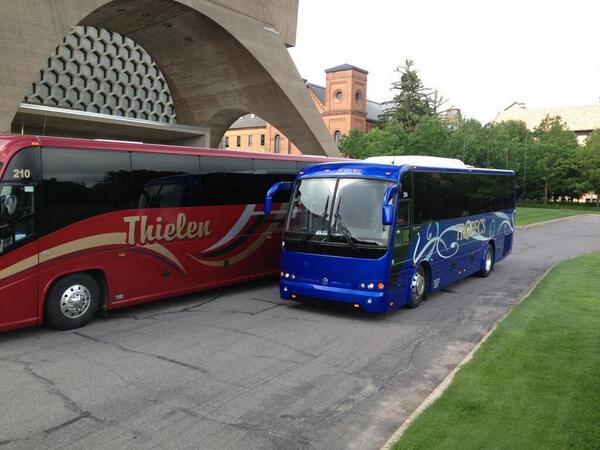 TemsaCoaches's tweet photo. Nice paint Job! A @TrobecsBus TS-35  #Temsa #ChBusSales http://t.co/K8aJcEYyCS