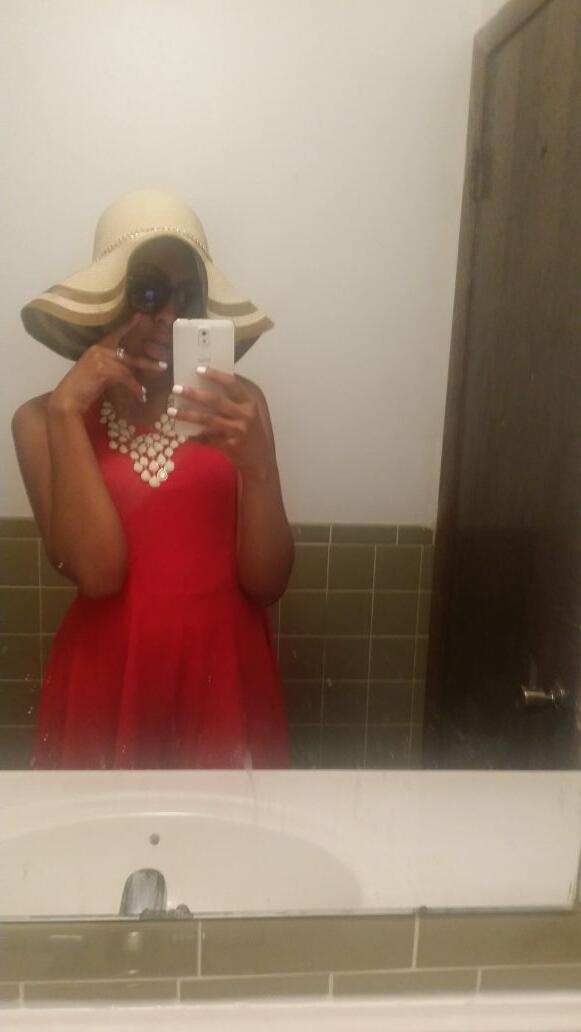 GottaLove_Miyah's tweet image. Just thought I should post a picture. #kindaold