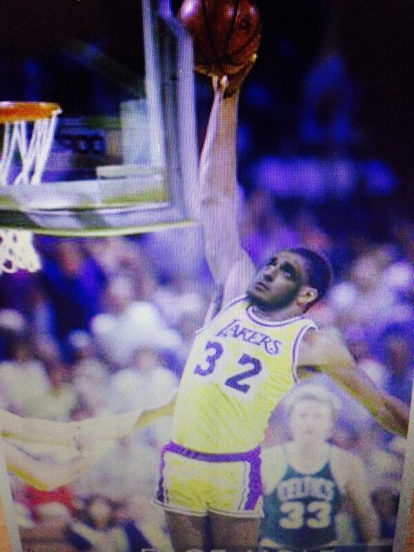 DanteDY's tweet photo. @Bam_023 vamos lakers!! Con lebron nada nos va a detener!!   Este será nuestro año http://t.co/g6Q3QShb3N