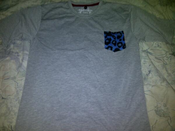 Tshirt Pocket | IDR:75K | Sms/WA 083895505680