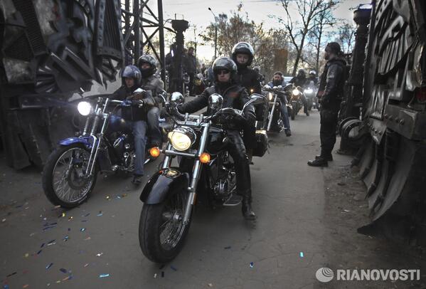 Байк клубы москвы. Байк клубы москвы. Ночные волки sexton. Ночные волки клуб в москве фото. Мотоклуб ночные волки.