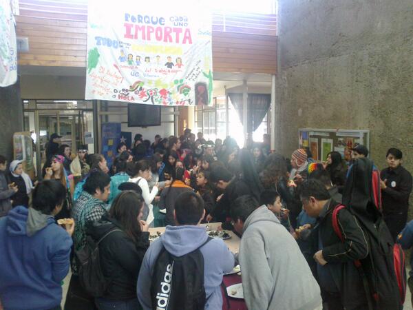 CAVIUC's tweet photo. ¡Gracias a todos por su participación en el Wetripantu! Una jornada llena de energías y emoción. ¡Hasta el otro año! http://t.co/NnAm29usZp