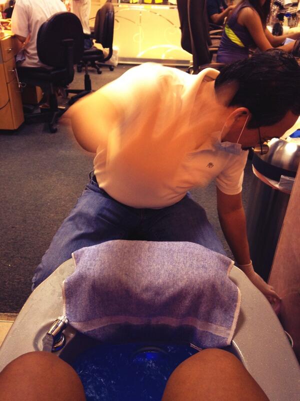 WHATZHOTANDNOT's tweet image. #NoPicture He said I'm the paparazzi-I have to pay him for pics (Smile)