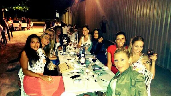 Cariss!!! @minerva_rubio <a href="/ElenaPascualJua/">Elena Pascual</a>. @Sarayng90 <a href="/gloriacogollos2/">gloria</a> <a href="/gemma_luciaa/">gemmalucia</a>. <a href="/Rutten_14/">Rut cuenca</a>. <a href="/Veronica__vlc/">🖕🏾</a>