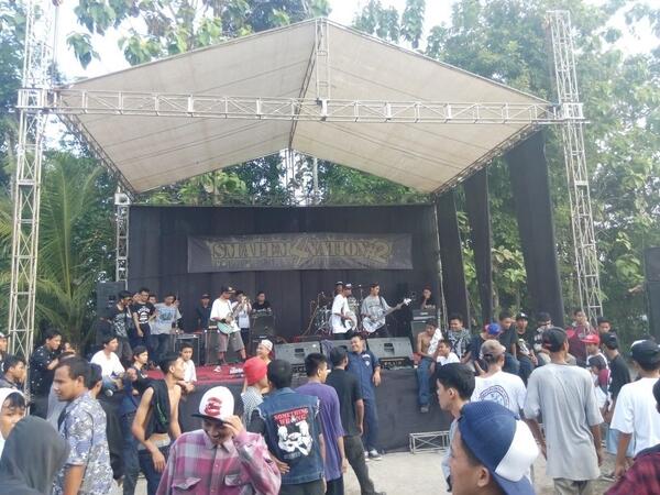on stage <a href="/CORALLBASTION/">CORALL BASTION HC</a> .. seru banget!! #SMAPEM4NATION