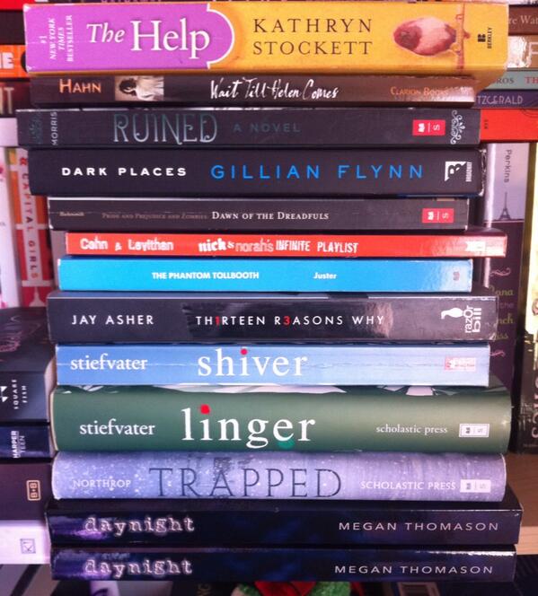 LittleBookStar's tweet image. RT + follow to win 3 books from this pile (you choose). Ends on 7/20. INTL :) #500followersgiveaway