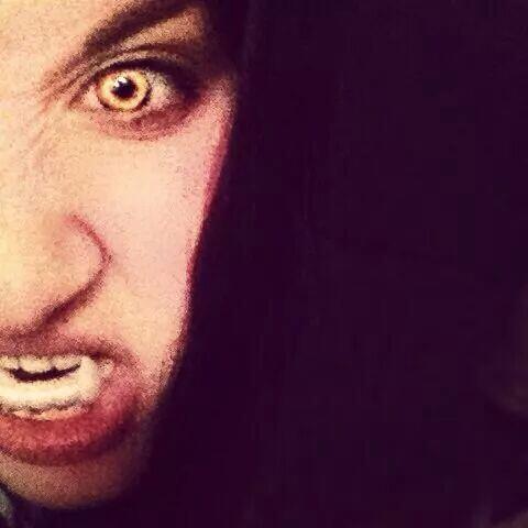 The full moon is rising ! <a href="/MTVteenwolf/">TEEN WOLF</a> #6/23 #showmeyourteeth