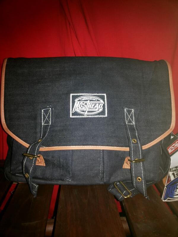 Slingbag <a href="/MOSTHEAD_Bali/">MOSTHEAD CLOTHING</a> chek at'selfish store