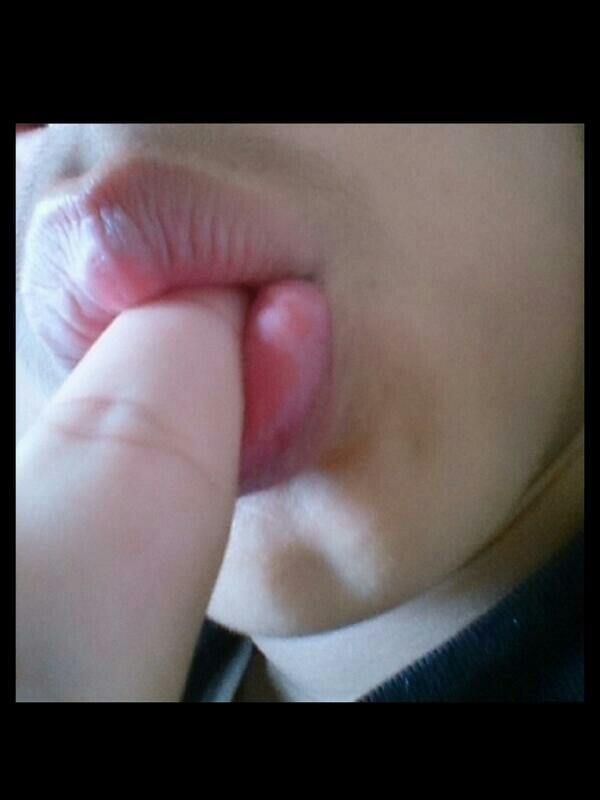 broro99's tweet photo. "@maesl20044: اس رايكم http://t.co/IwxJ0q2Vzw" http://t.co/rvxFHpqrVV