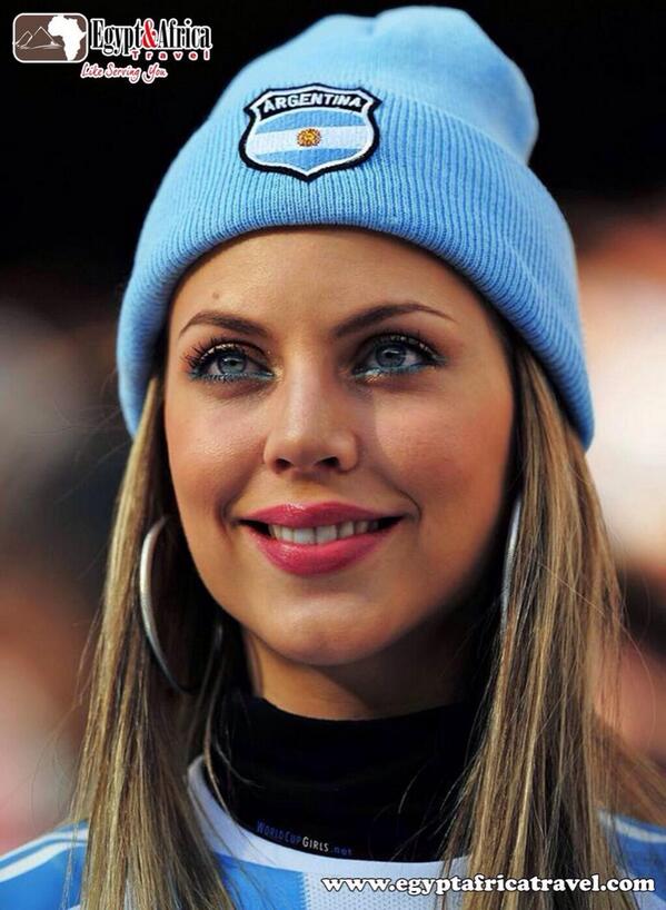 msh3at's tweet photo. ياليت اني ميسي 😍 
#مشجعات #كأس_العالم #الارجنتين 
#مزز http://t.co/ra036fHEQU