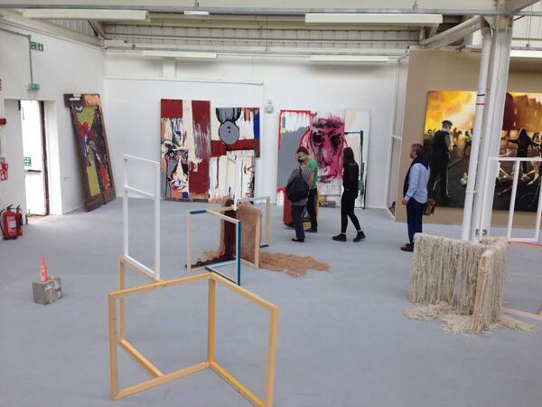 GinDear2014's tweet photo. Last an final day to see our #finaldegreeshow ! In the art department! It's also the #UoROpenDay #readinguni #gindear http://t.co/xe64ilZ6Pp