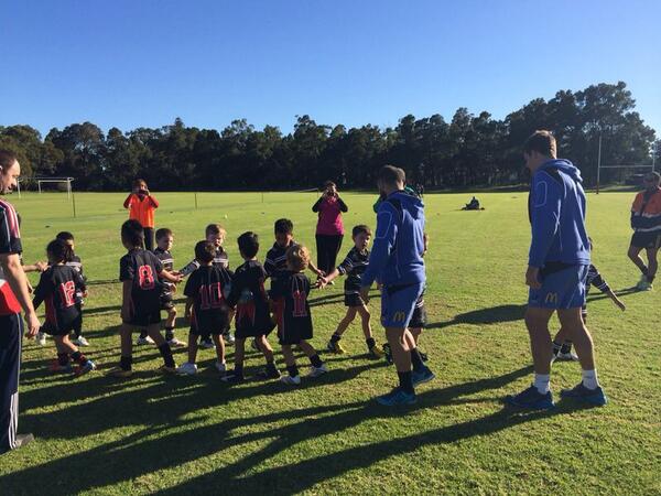 wilhelmst5's tweet photo. Great day at #Kalamunda today. Ref and running water for the u/6 boys. #futurestars @westernforce @AlbyMathewson http://t.co/FF28qEF1dy