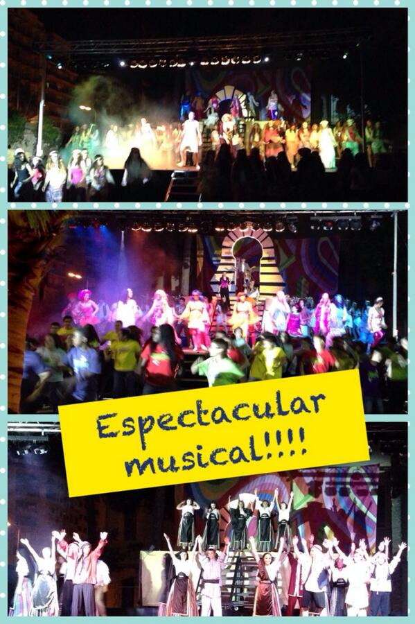 colegioicm's tweet photo. Ha aflorado lo mejor de vuestras personas y el musical ha sido espectacular!!!!! Gracias a todos. Gran equipo!!! http://t.co/MLQBzbhe9M